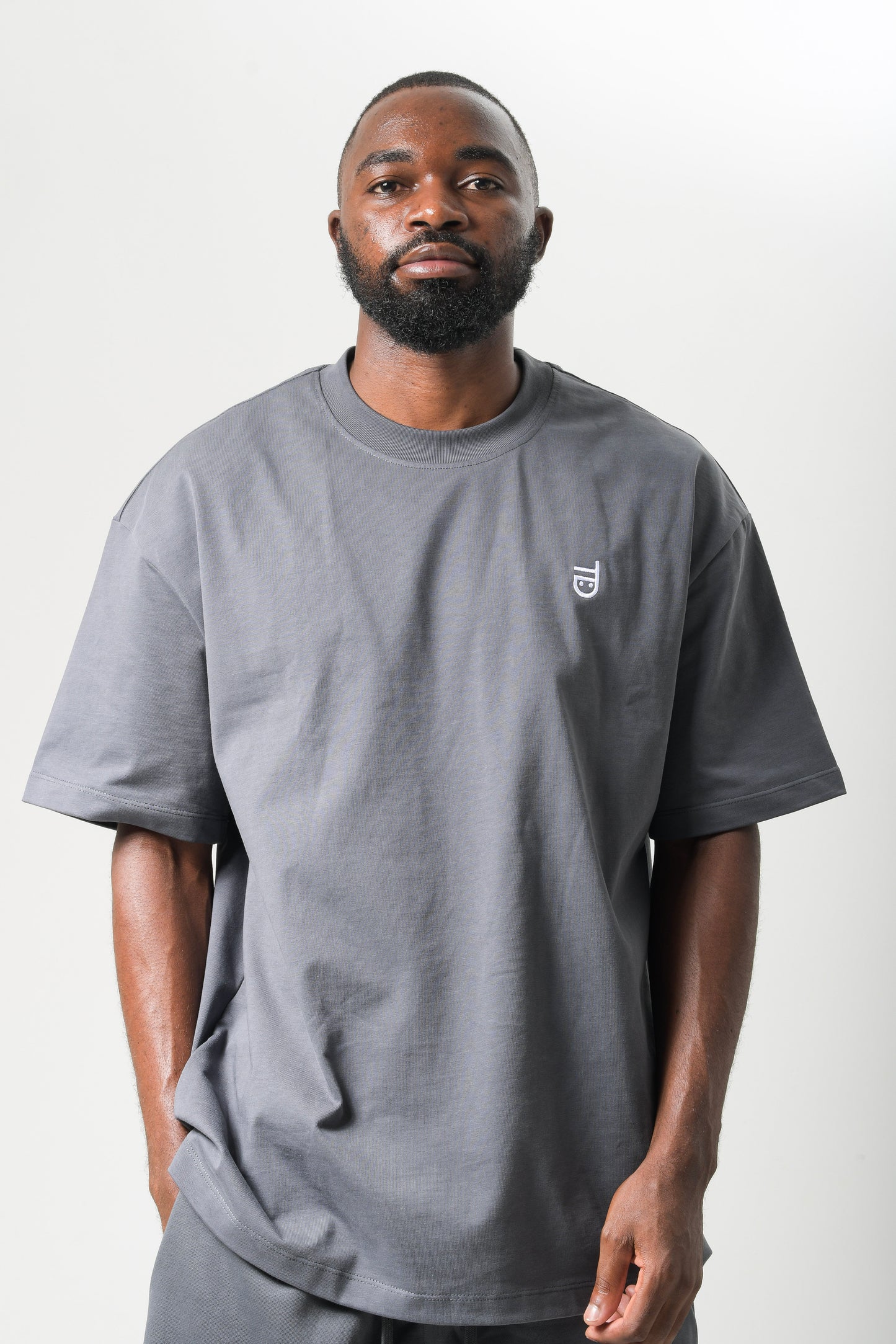 OFF-DUTY Oversized T-shirts