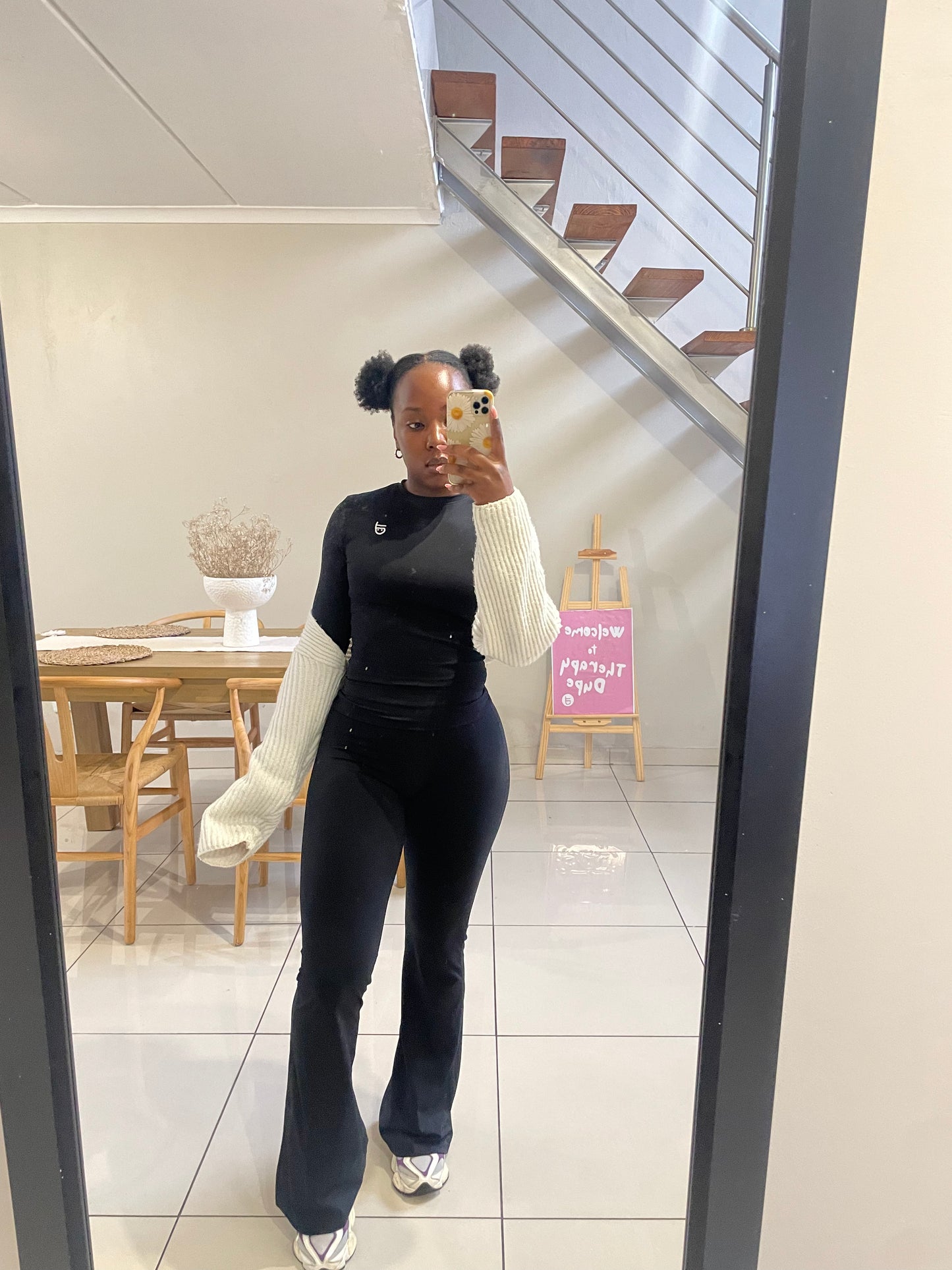 BLACKOUT Flared Leggings